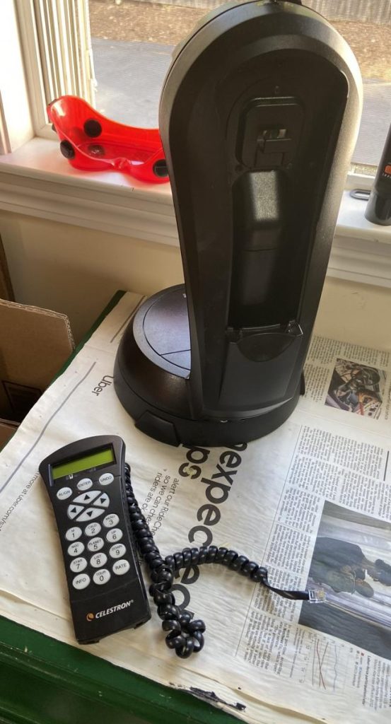 The mount of both NexStar 6SE and 8SE