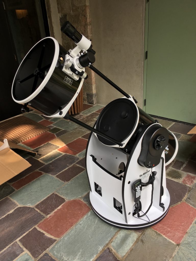 Sky-Watcher 14” Flextube SynScan GoTo Dobsonian